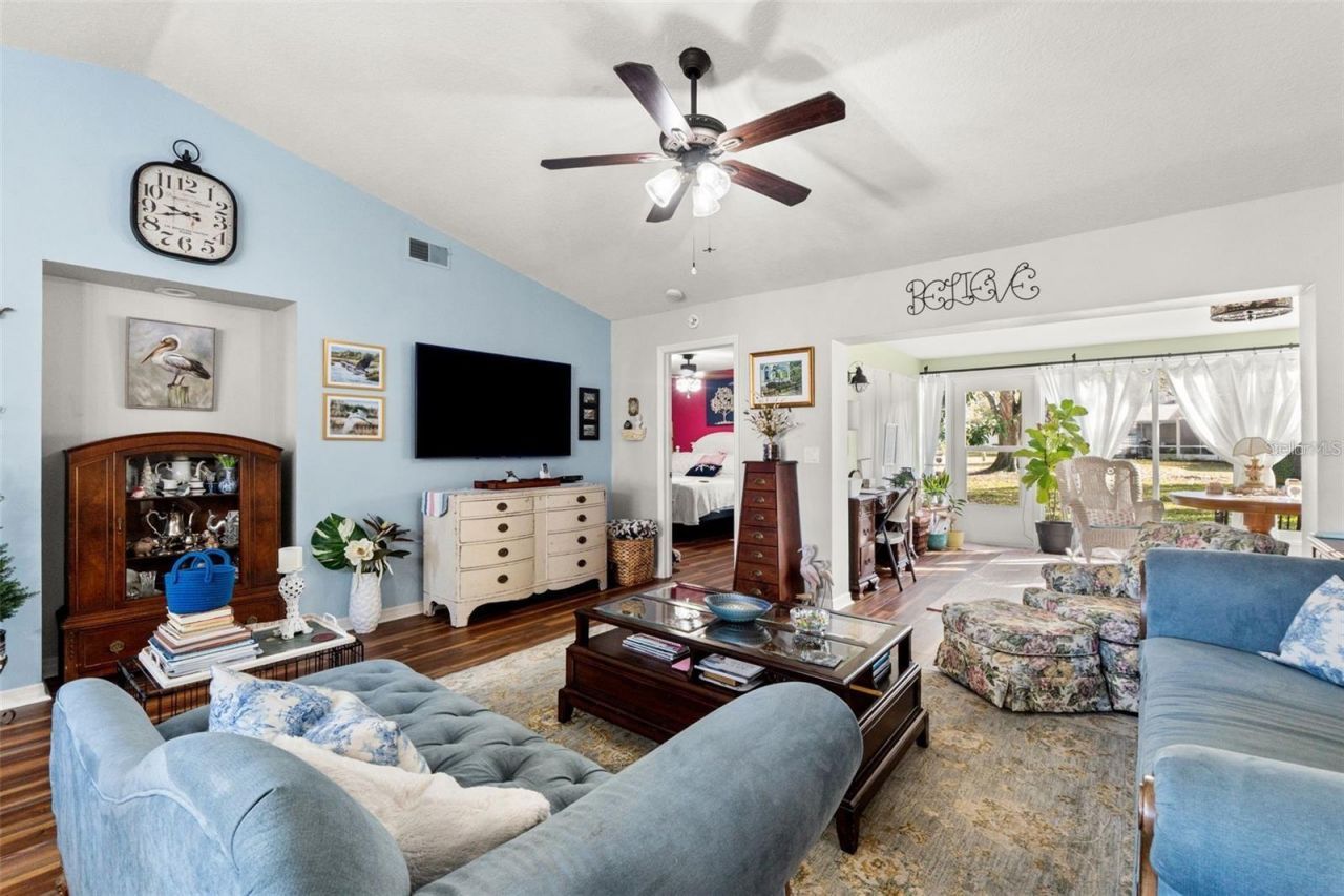 7427 Heather Walk Drive, Weeki Wachee, FL 34613 Photo