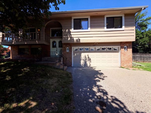 13802 Holyoke Path , Apple Valley, MN 55124