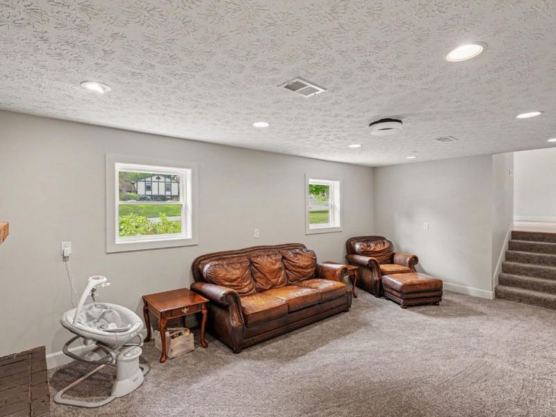 6576 E KNOLLWOOD Circle, Loveland, OH 45140 Photo 17