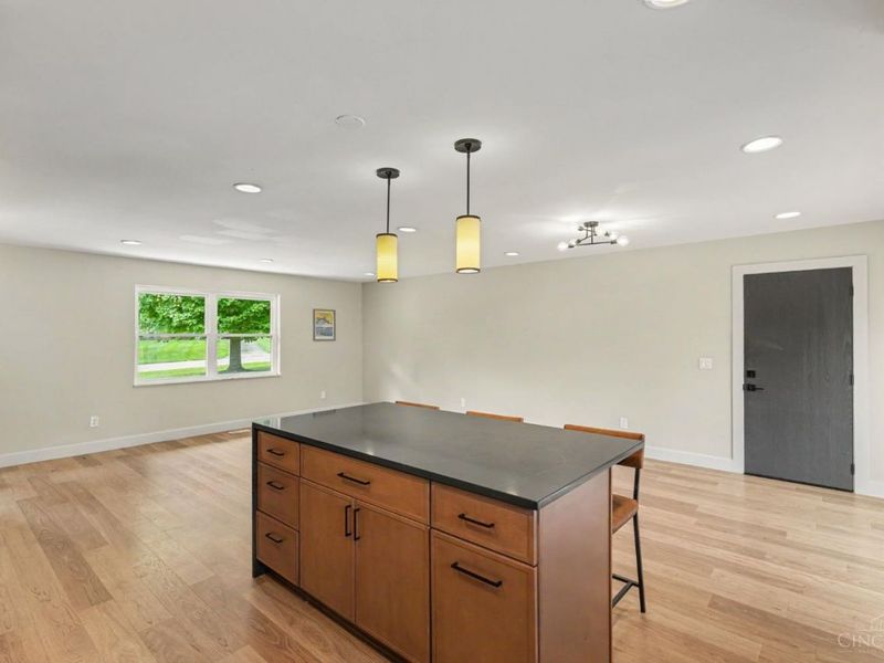 6576 E KNOLLWOOD Circle, Loveland, OH 45140 Photo 7