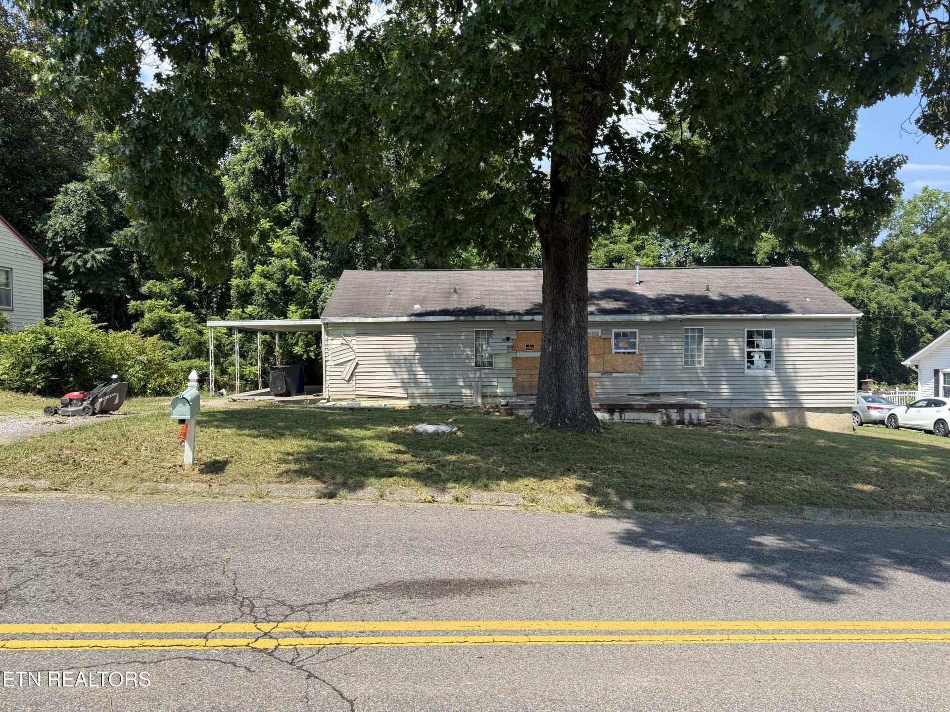 340 Jefferson Ave, Oak Ridge, TN 37830 Main Photo