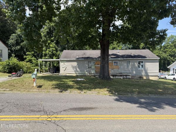 340 Jefferson Ave, Oak Ridge, TN 37830