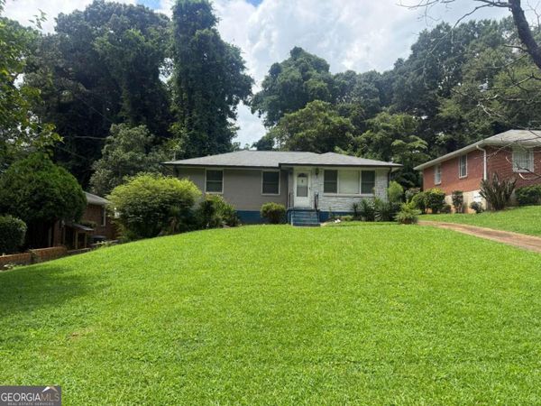 1973 W Lakeside Drive, Decatur, GA 30032
