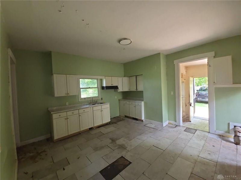 1027 W Riverview Avenue, Dayton, OH 45402 Photo 17