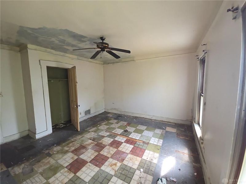 1027 W Riverview Avenue, Dayton, OH 45402 Photo 29