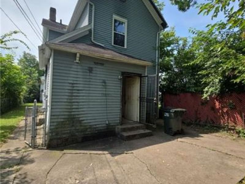 1027 W Riverview Avenue, Dayton, OH 45402 Photo 5