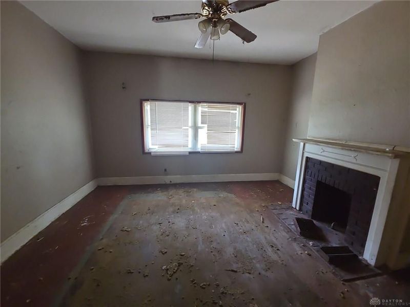 1027 W Riverview Avenue, Dayton, OH 45402 Photo 9