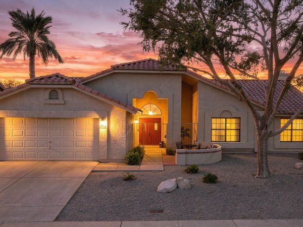 26 E EVELYN Lane, Tempe, AZ 85284