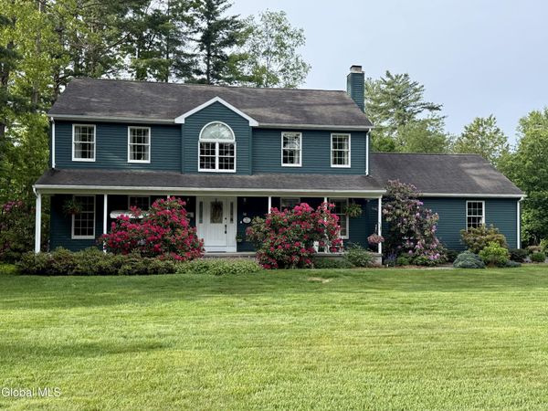 30 Algonquin Drive, Queensbury, NY 12804