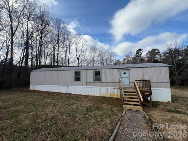 528 Oak Run Court , Bessemer City, NC 28016