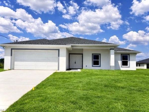 2600 26th ST W, LEHIGH ACRES, FL 33971