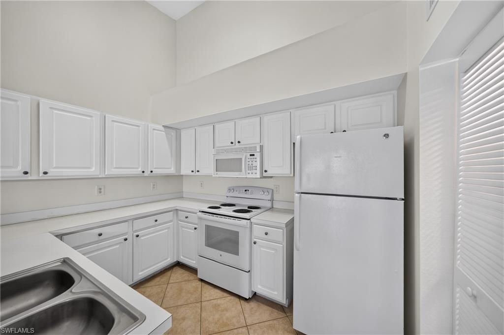 4122 Residence Dr , Unit 121, Fort Myers, FL 33901 Photo