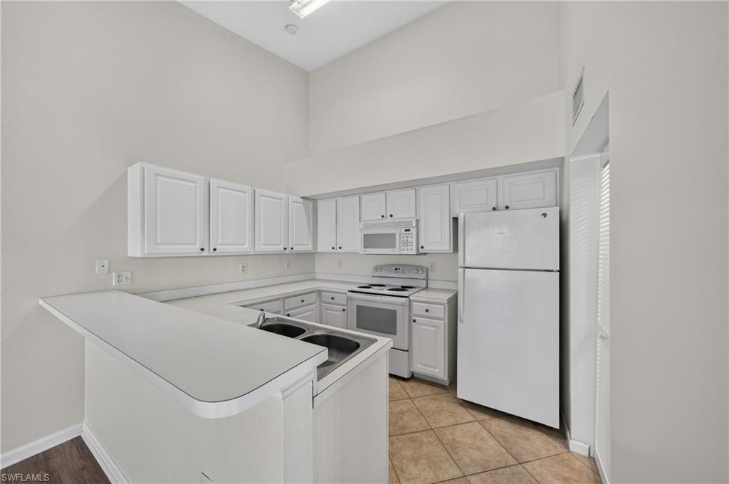 4122 Residence Dr , Unit 121, Fort Myers, FL 33901 Photo