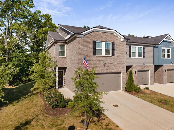 1734 Tahoma Dr , Lebanon, TN 37087