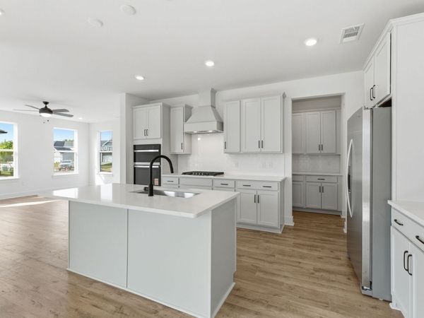 3040 Ledger Road , Smyrna, TN 37167