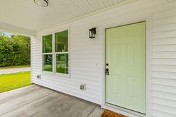 2015 Hampton Avenue photo 4