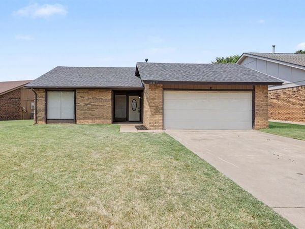 6641 Laurel Road, Oklahoma City, OK 73162