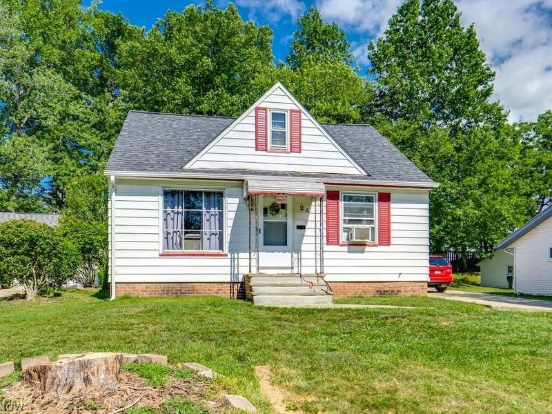 24 Dewhurst Avenue, Bedford, OH 44146 Photo 16