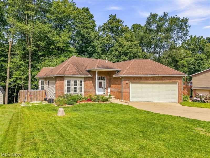 7361 Stonehill Avenue NW, Canal Fulton, OH 44614 Photo 4