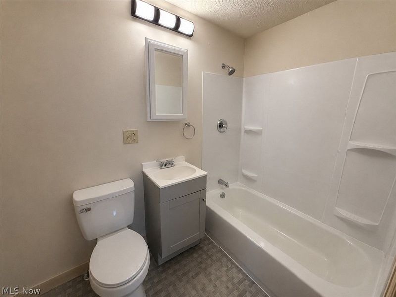 58 W Jefferson Avenue, McConnelsville, OH 43756 Photo 31