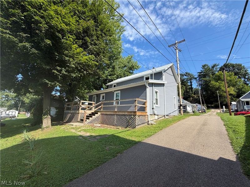 58 W Jefferson Avenue, McConnelsville, OH 43756 Photo 4