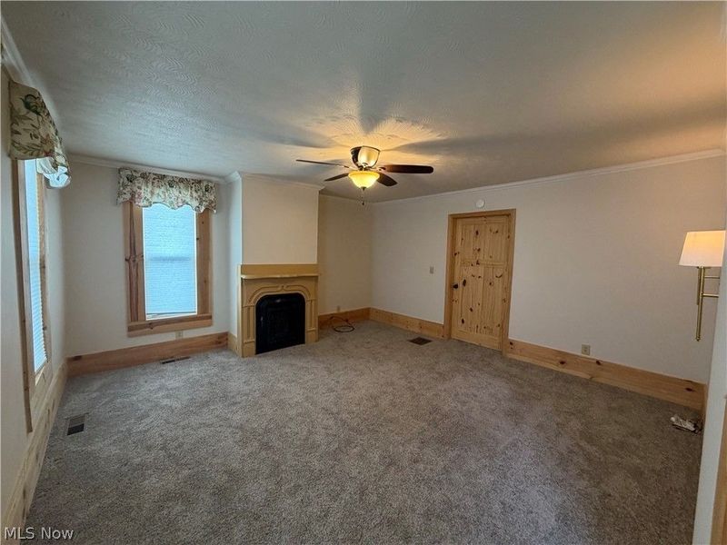 58 W Jefferson Avenue, McConnelsville, OH 43756 Photo 9