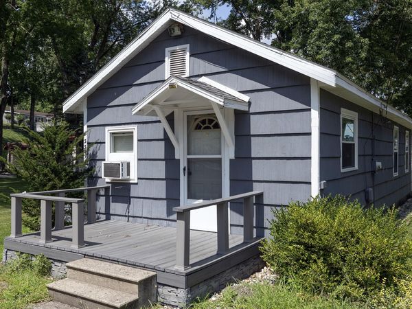 33418 Inn-D-Inn Drive, Dowagiac, MI 49047