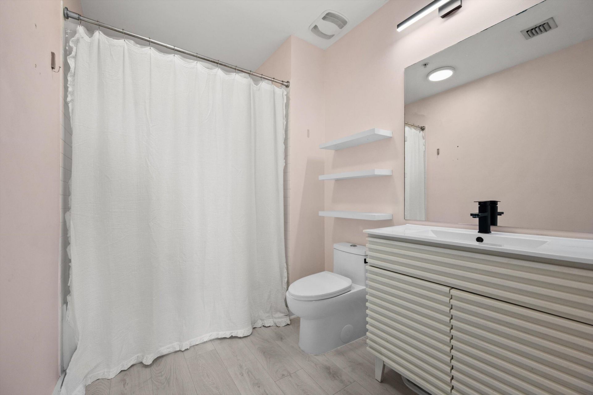 300 S Australian Avenue, Unit 1103, West Palm Beach, FL 33401 Photo
