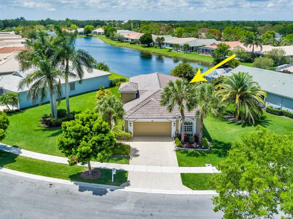 9119 Bay Point Circle, West Palm Beach, FL 33411