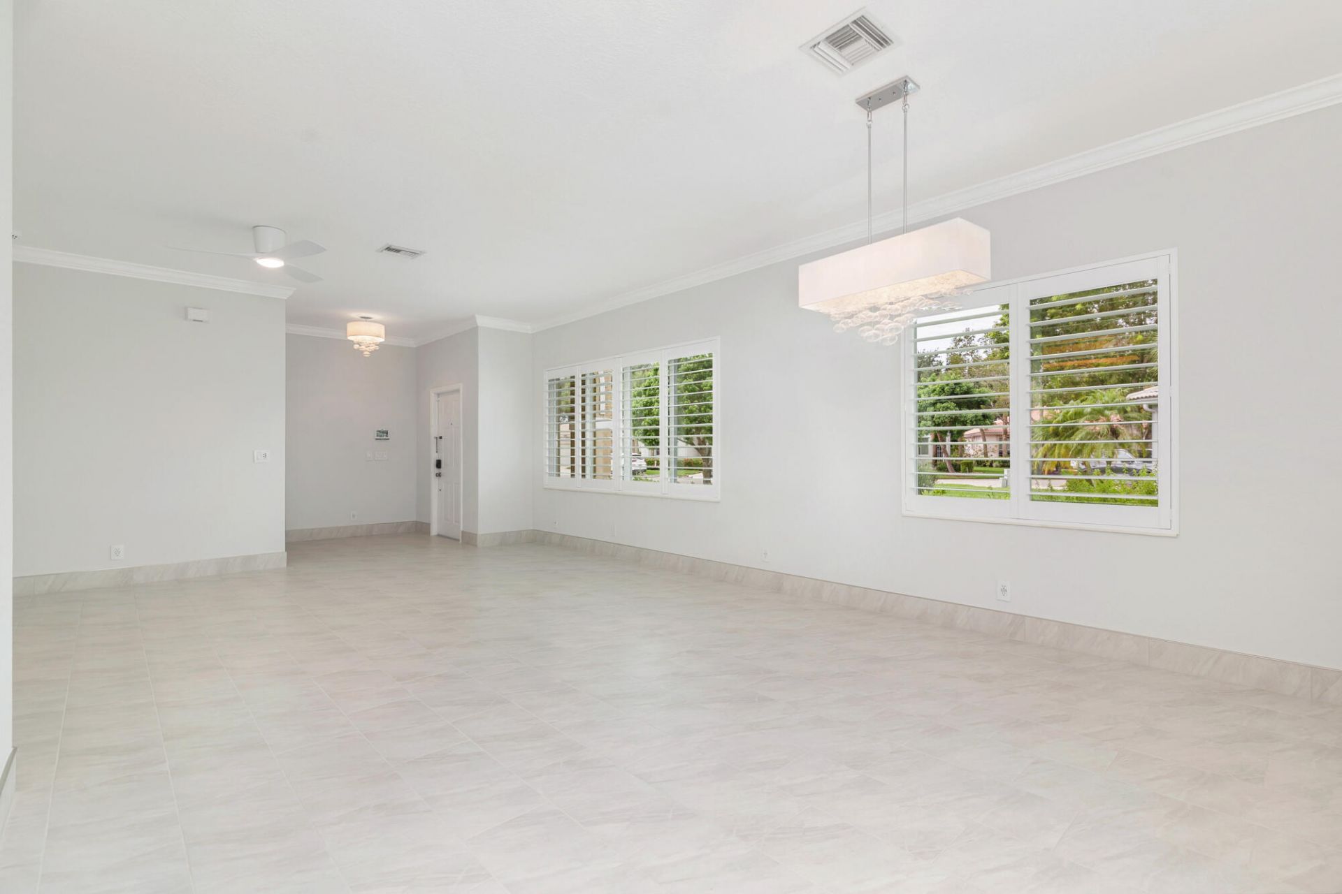 9119 Bay Point Circle, West Palm Beach, FL 33411 Photo