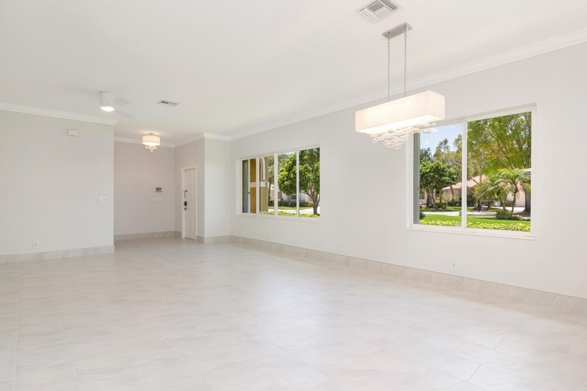 9119 Bay Point Circle, West Palm Beach, FL 33411 Photo