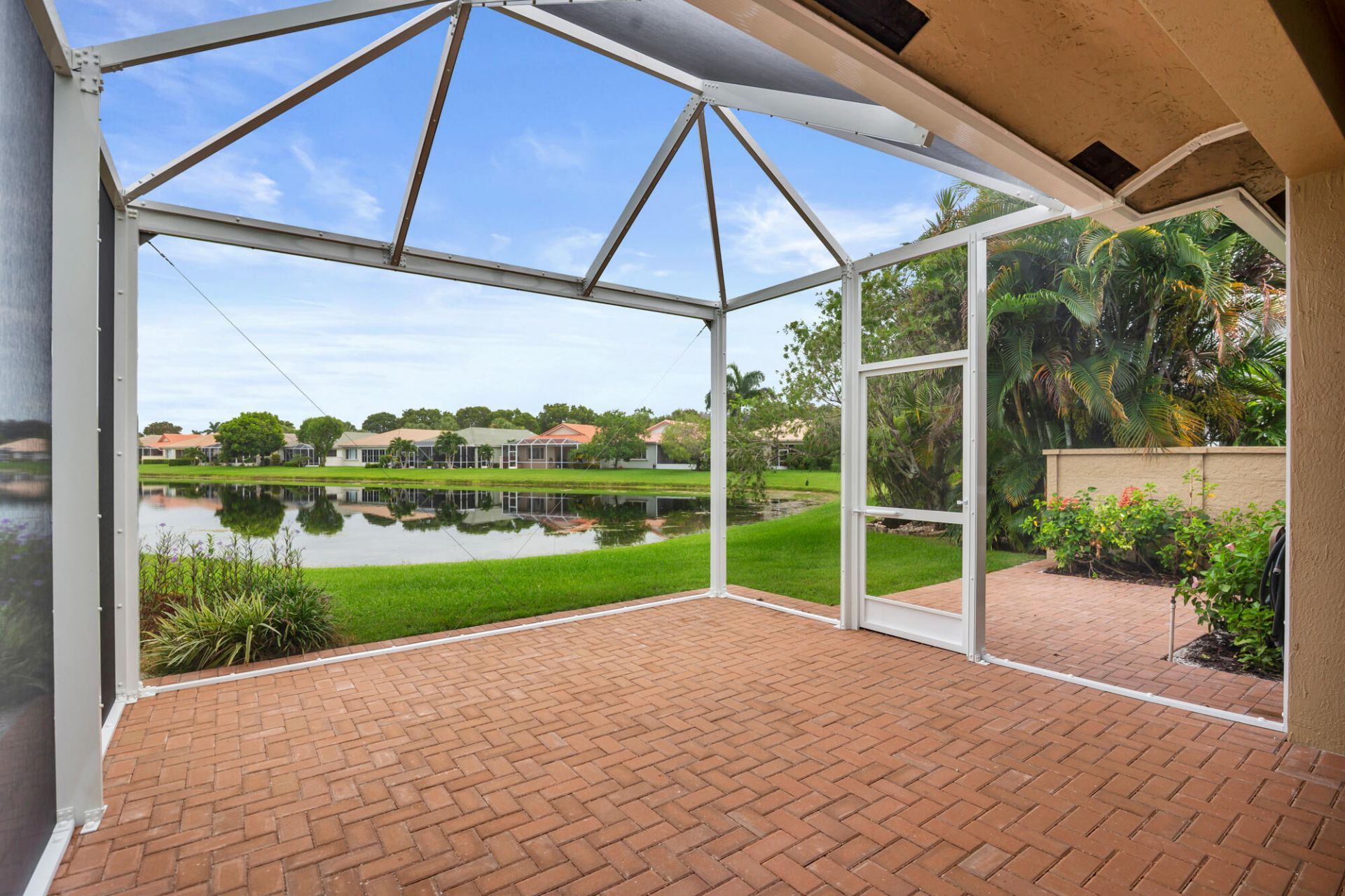 9119 Bay Point Circle, West Palm Beach, FL 33411 Photo