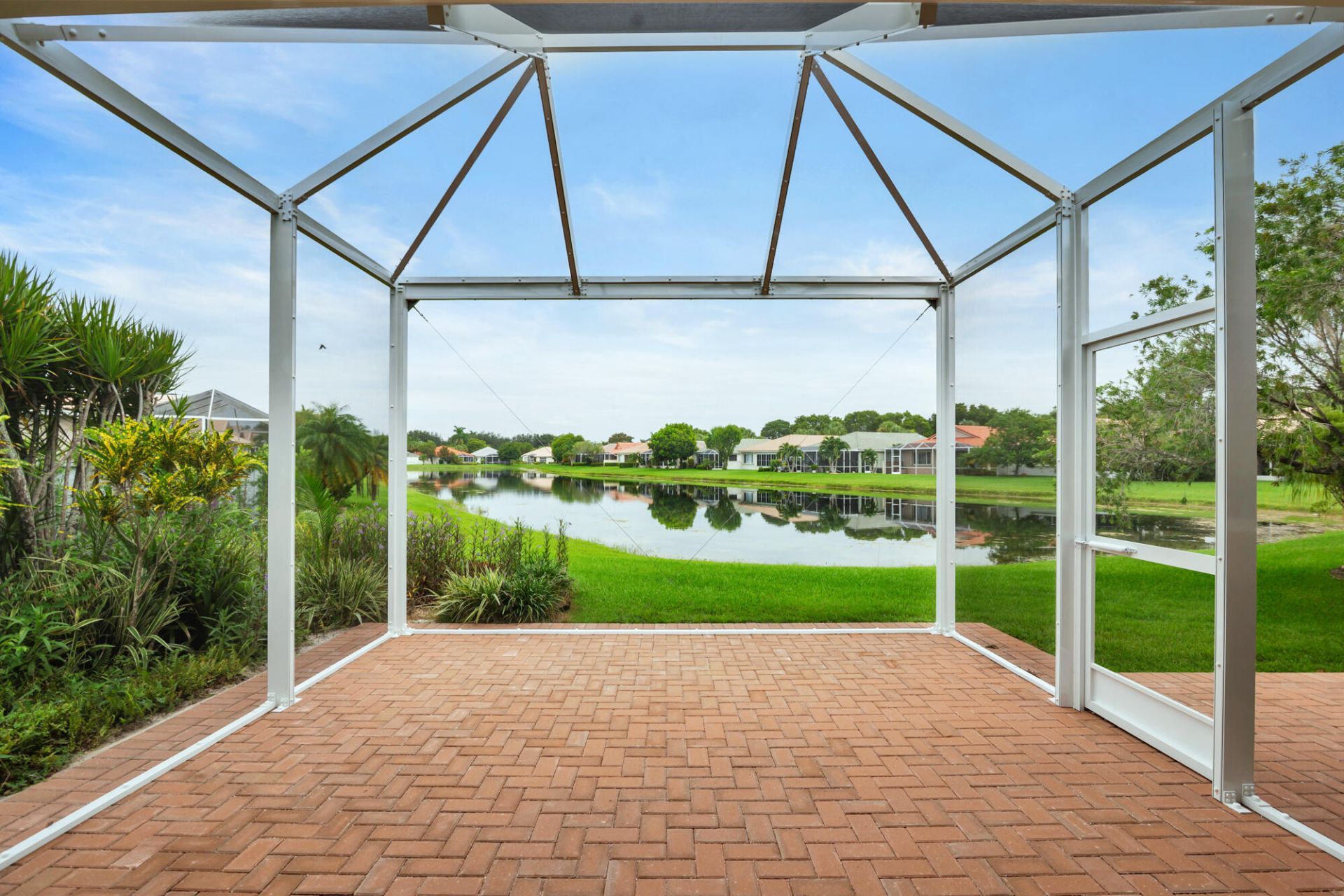 9119 Bay Point Circle, West Palm Beach, FL 33411 Photo