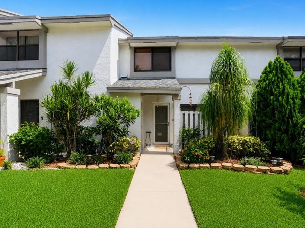 3435 CARAMBOLA Circle S, Unit 2462, Coconut Creek, FL 33066