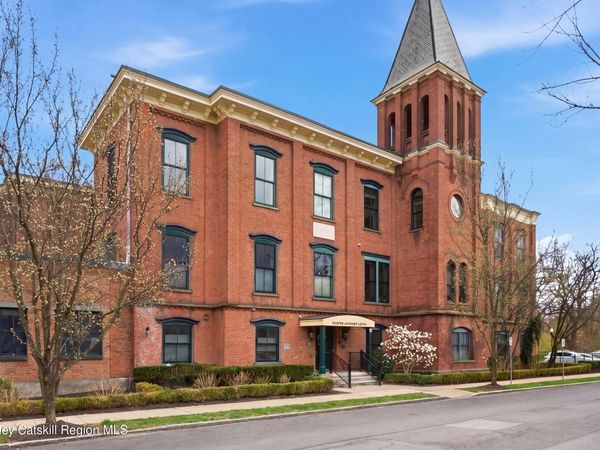 214 West Chestnut Street, Unit 106, Kingston, NY 12401