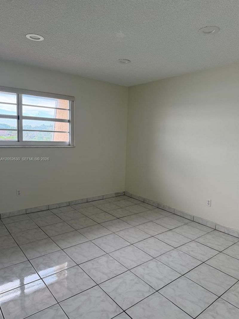 310 NW 107th Ave , Unit 202, Miami, FL 33172 Photo