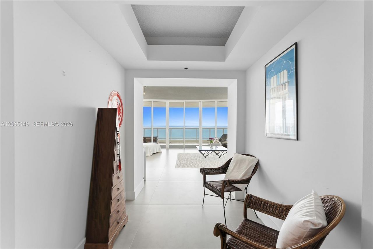4201 Collins Ave, Unit 1503, Miami Beach, FL 33140 Photo