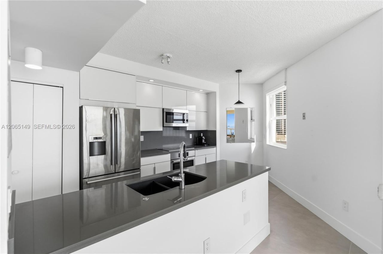 4201 Collins Ave, Unit 1503, Miami Beach, FL 33140 Photo