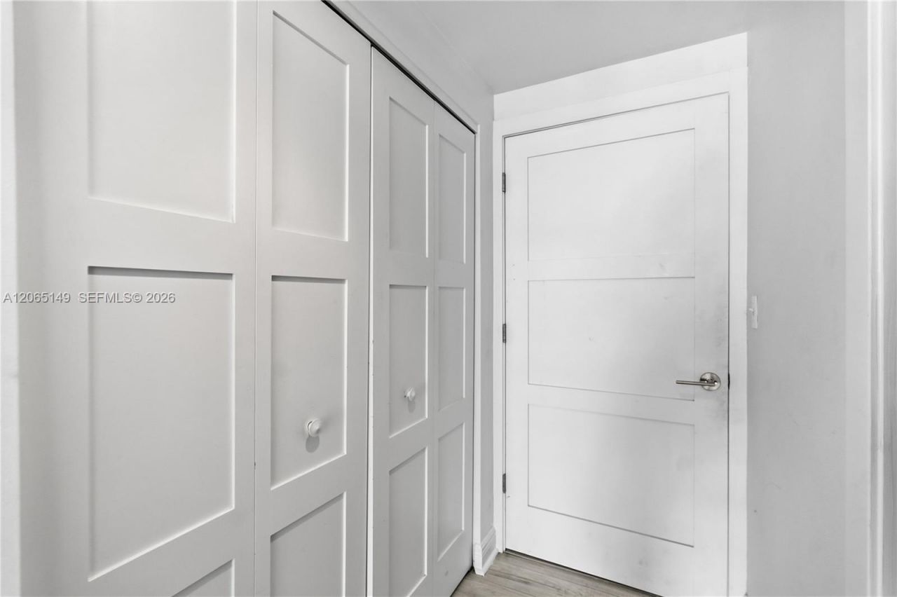 4201 Collins Ave, Unit 1503, Miami Beach, FL 33140 Photo