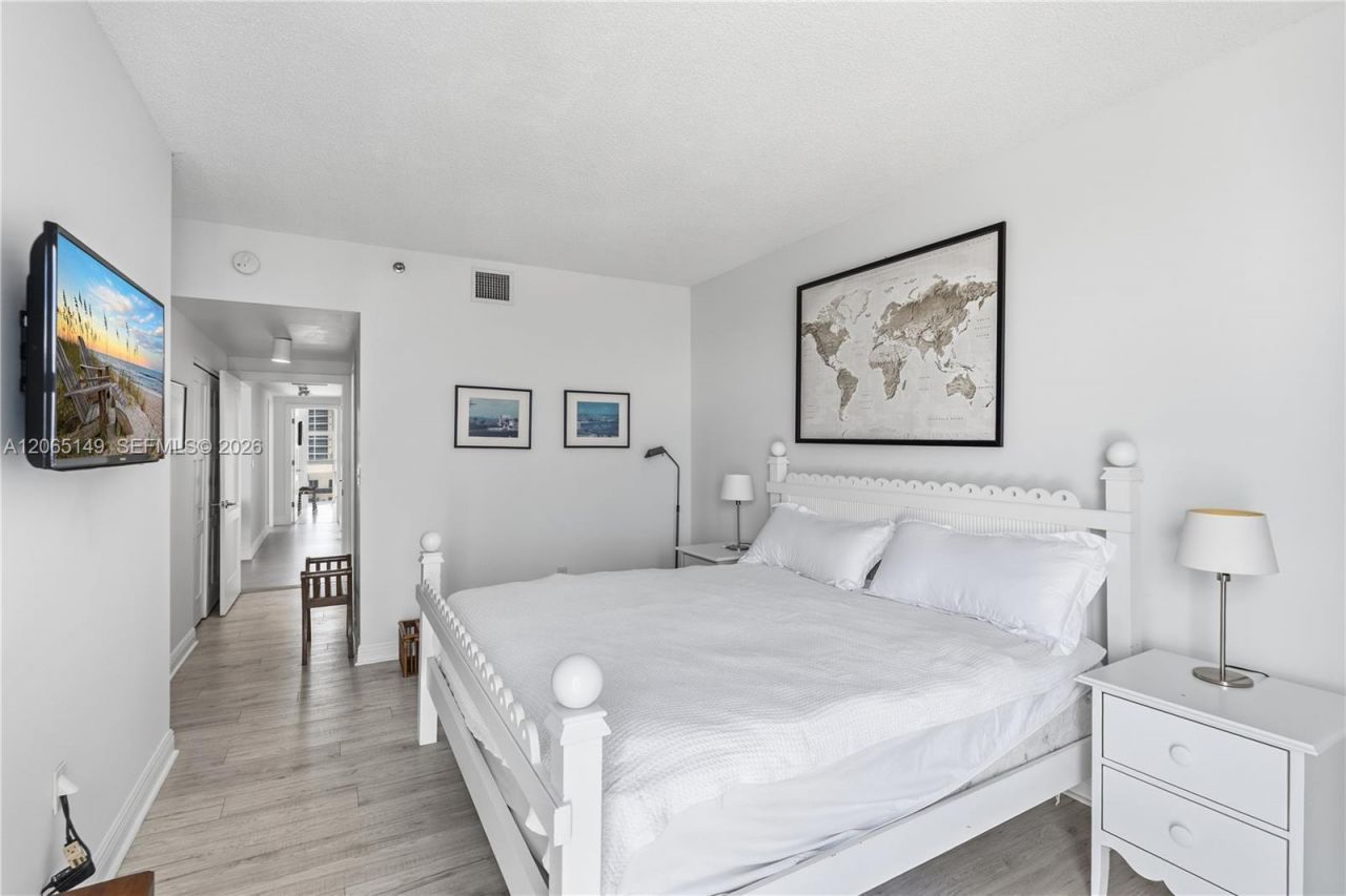 4201 Collins Ave, Unit 1503, Miami Beach, FL 33140 Photo