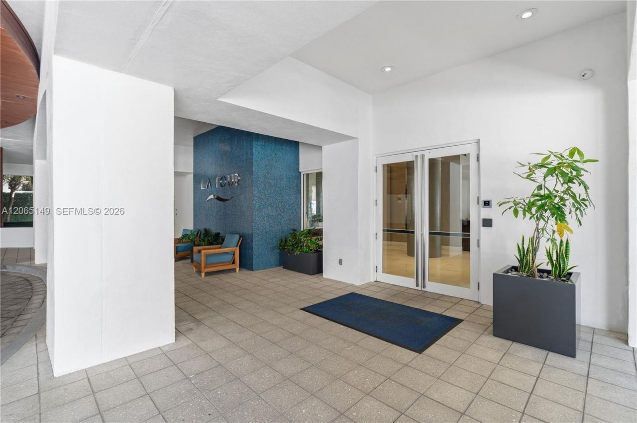4201 Collins Ave, Unit 1503, Miami Beach, FL 33140 Photo