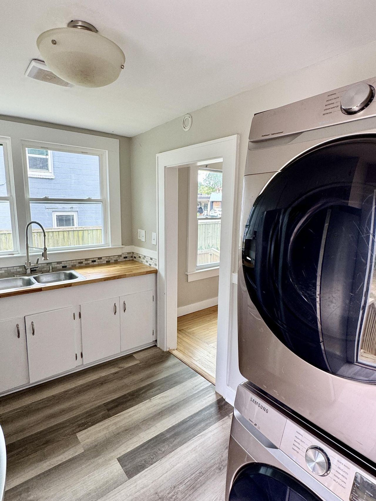 111 Magnolia Road Photo 11