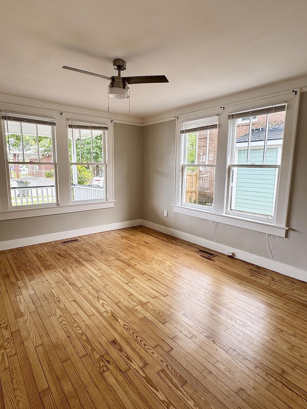 111 Magnolia Road Photo 14
