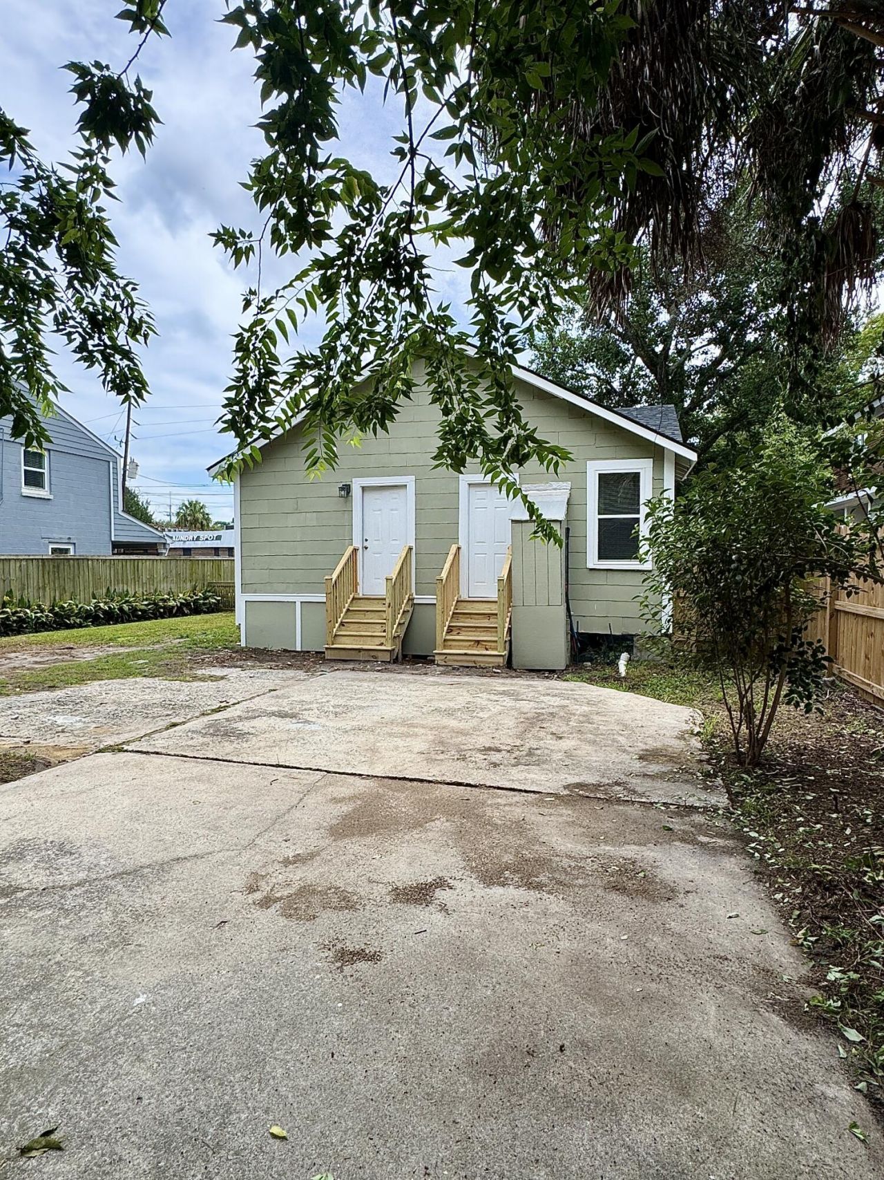 111 Magnolia Road Photo 17