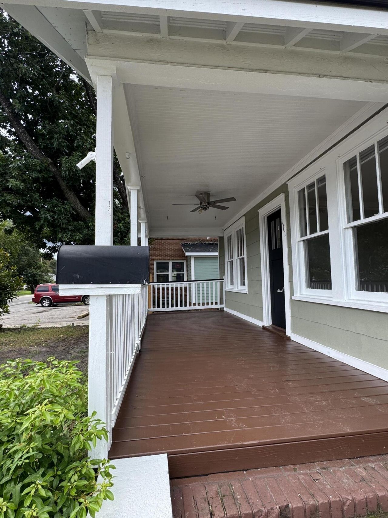 111 Magnolia Road Photo 4