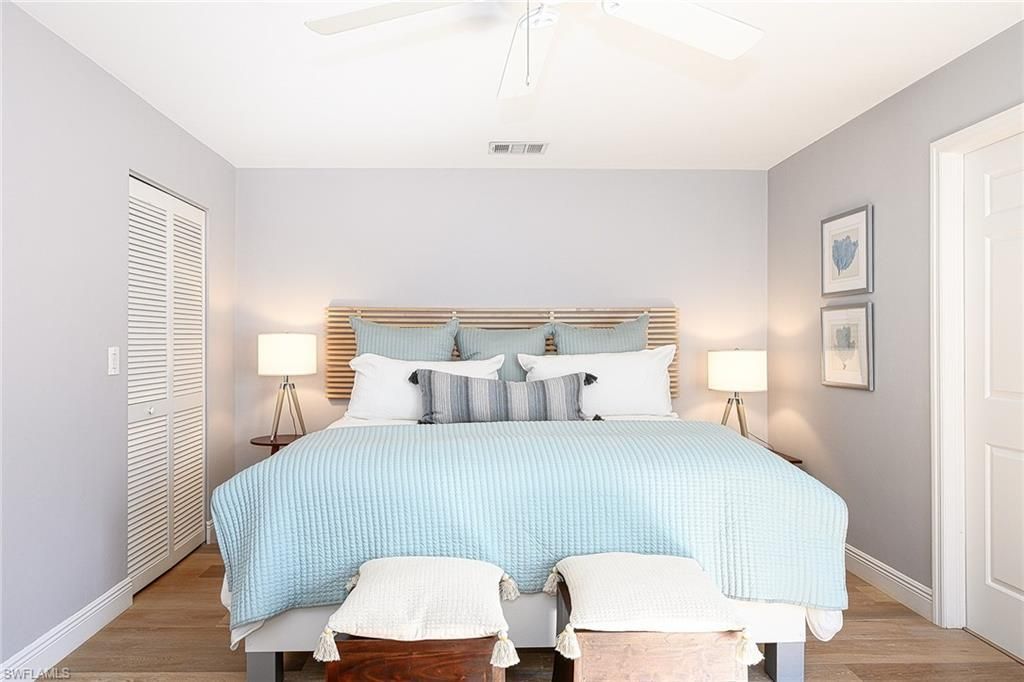 589 Beachwalk Cir, Unit P-203, Naples, FL 34108 Photo