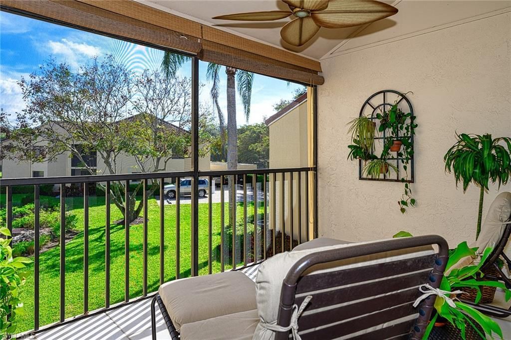 589 Beachwalk Cir, Unit P-203, Naples, FL 34108 Photo