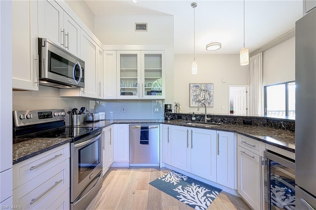 589 Beachwalk Cir, Unit P-203, Naples, FL 34108 Photo