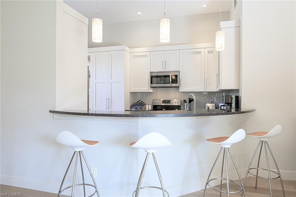589 Beachwalk Cir, Unit P-203, Naples, FL 34108 Photo