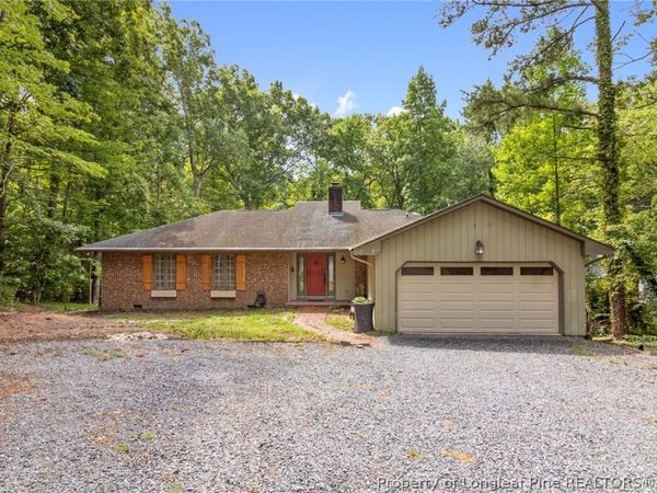 6093 Dunes Drive, Sanford, NC 27332
